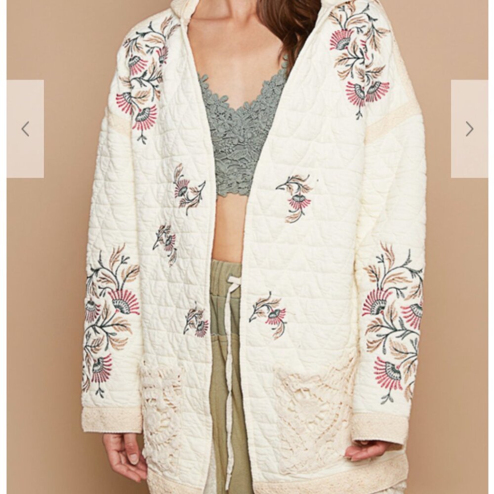 125. Long Sleeve Jacket top in quilting with embroidery point crochet pockets - Picture 3 of 6